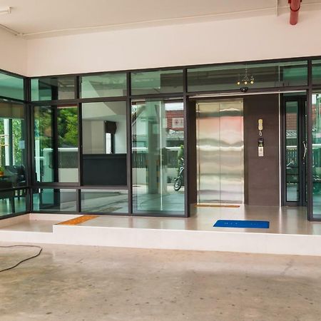 Innara Hotel Pattaya Exterior photo